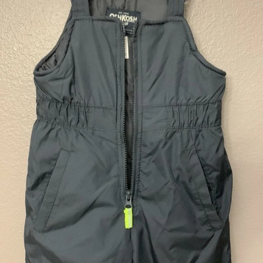 OshKosh B'Gosh Boys' Perfect Snowbib Snowsuit Skibib size 4 little boy’s